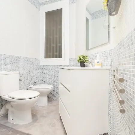 3 Bedroom Next To Plaza