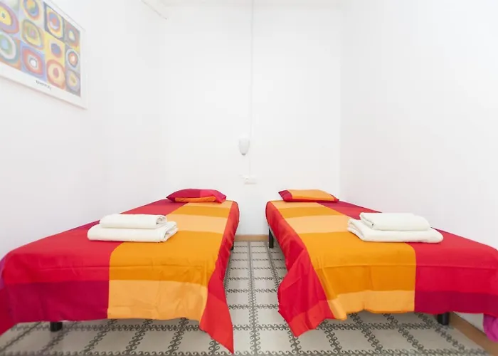 3 Bedroom Next To Plaza Barcelona
