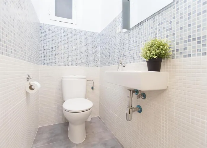3 Bedroom Next To Plaza Lejlighed