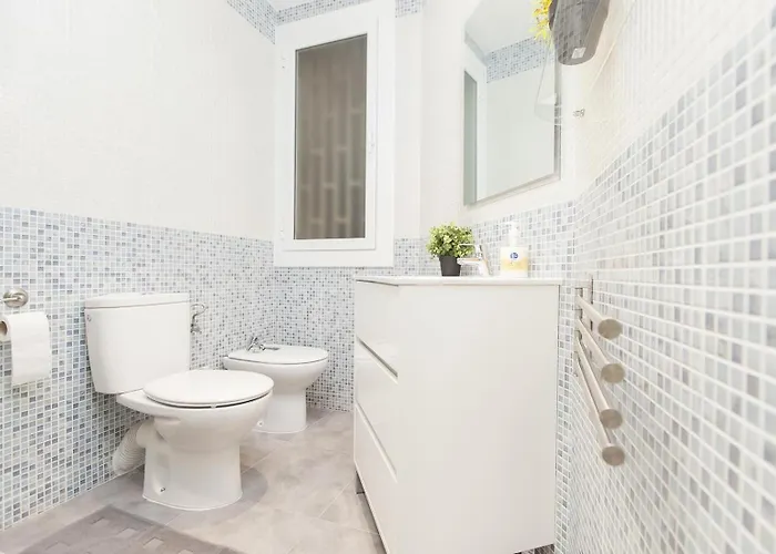 3 Bedroom Next To Plaza Barcelona